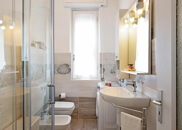 Attico Di Silvy E Kikka *